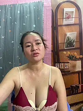 Snapshot of Boyd98 chatting on April 2026 05:48:02 AM Boyd98 online show from April 2026 05:48:02 AM