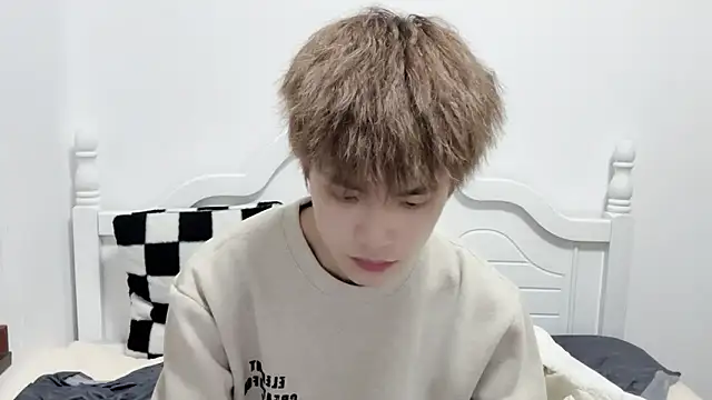 Snapshot of linger2563 chatting on October 2025 03:00:01 PM linger2563 online show from October 2025 03:00:01 PM