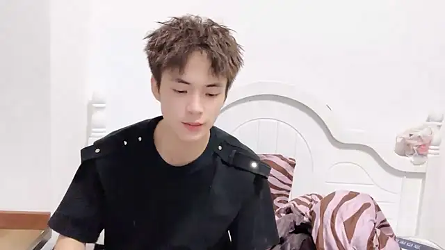 Snapshot of linger2563 chatting on September 2025 02:41:02 PM linger2563 online show from September 2025 02:41:02 PM