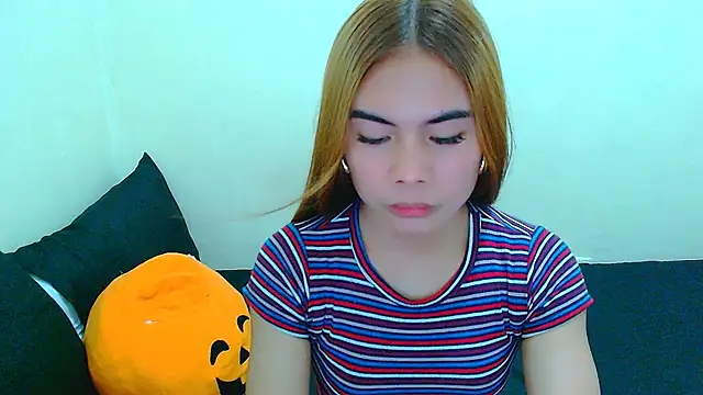 mikhaylahanderson online show from January 2026 02:37:01 AM