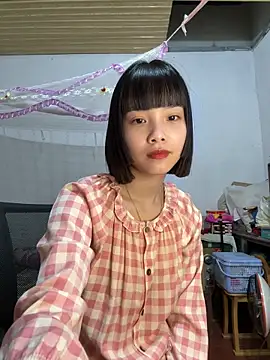 andymi1 online show from April 2026 12:44:02 PM