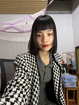 andymi1 online show from October 2025 02:45:01 AM