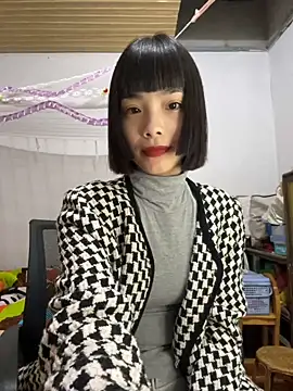 andymi1 online show from November 2025 07:57:02 AM