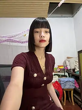 Snapshot of andymi1 chatting on July 2026 02:20:02 AM andymi1 online show from July 2026 02:20:02 AM