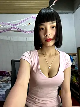 andymi1 online show from October 2025 12:30:02 PM