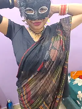 Queen Nightt online show from December 2025 04:22:01 PM