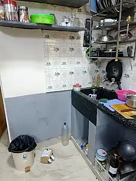 Queen Nightt online show from February 2026 03:28:02 AM