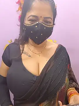 Queen Nightt online show from October 2025 05:25:02 PM