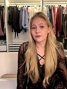 xlinababe online show from September 2025 04:13:02 PM