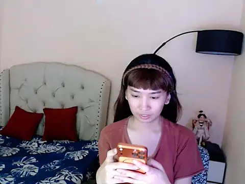 ShantalFoxxy  online show from June 2026 04:07:01 AM