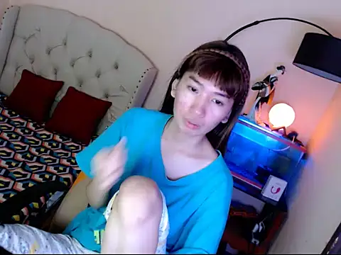 ShantalFoxxy  online show from October 2025 04:48:01 PM
