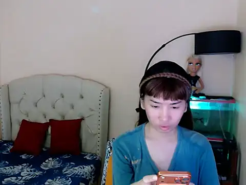 ShantalFoxxy  online show from April 2026 01:34:01 AM