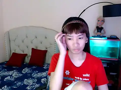 ShantalFoxxy  online show from February 2026 04:55:01 AM