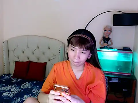 ShantalFoxxy  online show from March 2026 12:50:02 PM