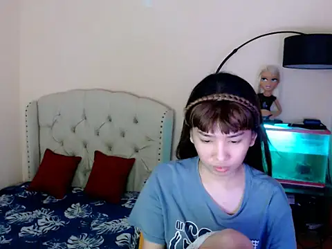 ShantalFoxxy  online show from March 2026 01:40:02 PM