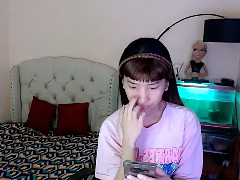 ShantalFoxxy  online show from February 2026 01:12:01 AM