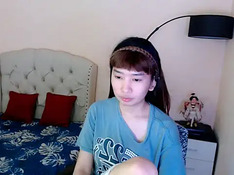 ShantalFoxxy  online show from May 2026 06:37:02 AM