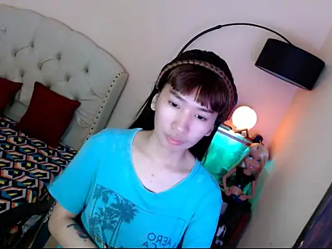 ShantalFoxxy  online show from October 2025 11:33:01 AM