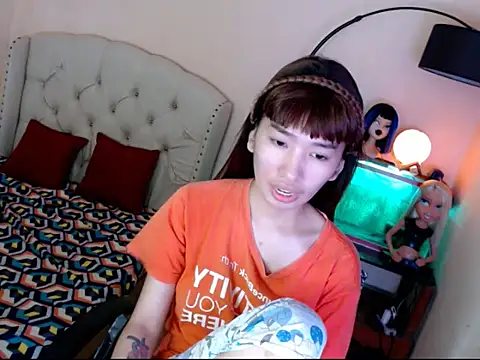 ShantalFoxxy  online show from October 2025 12:31:01 AM