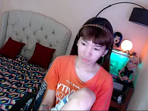 ShantalFoxxy  online show from October 2025 12:09:02 AM