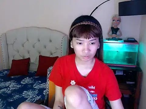 ShantalFoxxy  online show from February 2026 12:15:01 PM