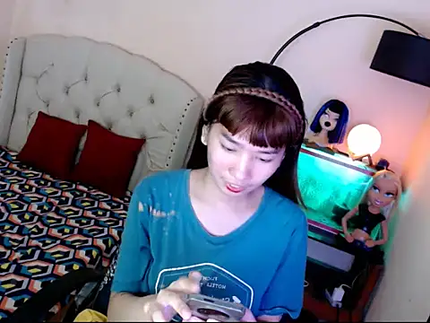 ShantalFoxxy  online show from November 2025 01:37:02 PM