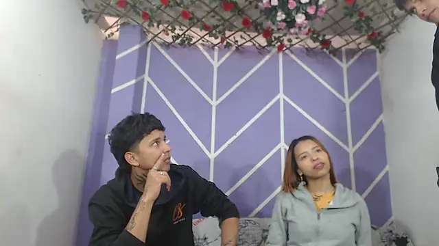 lau and boys18 online show from October 2025 01:19:01 PM