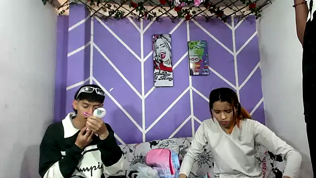 lau and boys18 online show from September 2025 01:44:01 PM