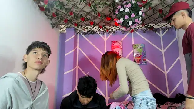 lau and boys18 online show from September 2025 01:33:02 PM
