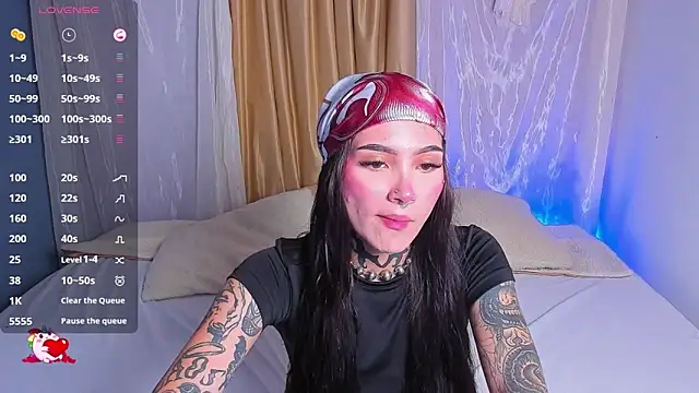 sara queen10 online show from October 2025 07:04:01 PM