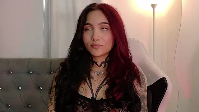 sara queen10 online show from March 2026 08:31:02 PM