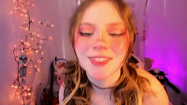 Snapshot of Lil_bela chatting on October 2025 12:06:02 PM Lil bela online show from October 2025 12:06:02 PM