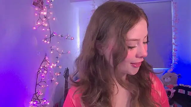 Lil bela online show from December 2025 12:33:01 PM