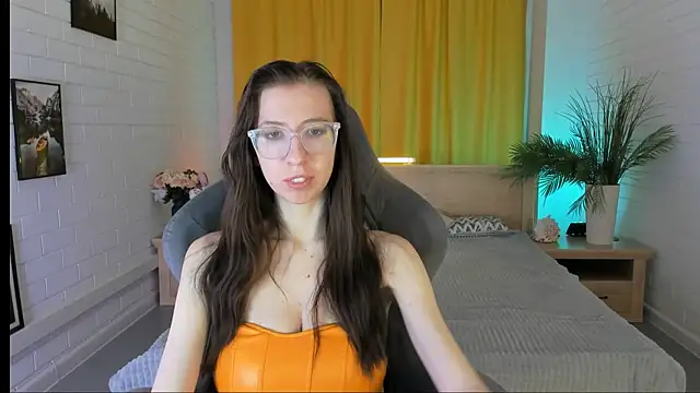 Snapshot of CareyJonas chatting on September 2025 06:36:01 PM CareyJonas online show from September 2025 06:36:01 PM