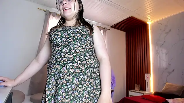 shasha bloom online show from September 2025 02:46:01 PM