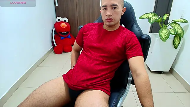 sebastian oconnor77 online show from October 2025 12:40:02 PM
