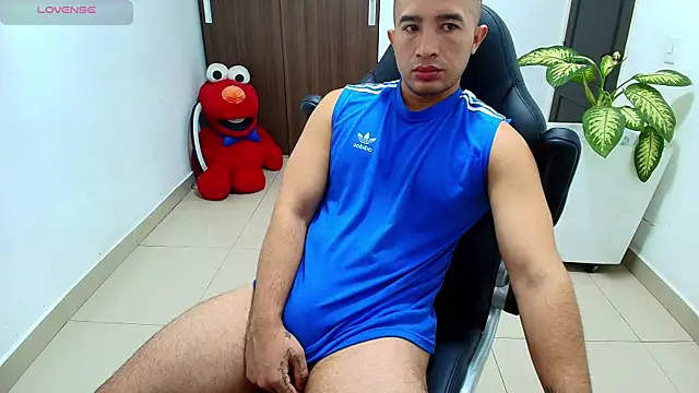 sebastian oconnor77 online show from October 2025 12:39:01 PM