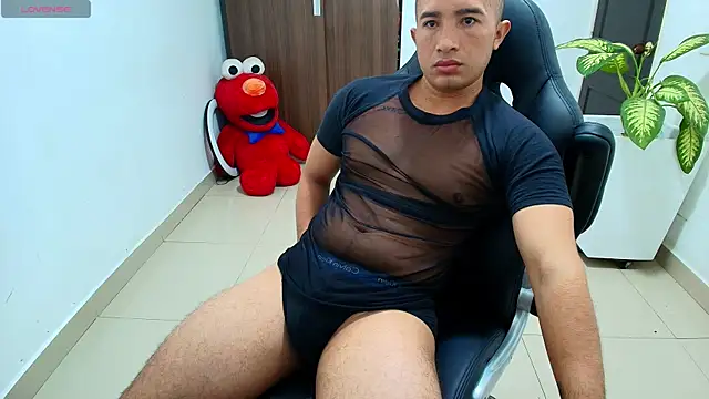 sebastian oconnor77 online show from September 2025 12:44:02 PM
