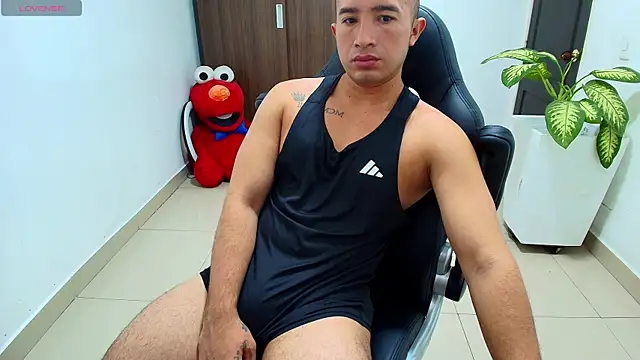sebastian oconnor77 online show from September 2025 12:44:02 PM