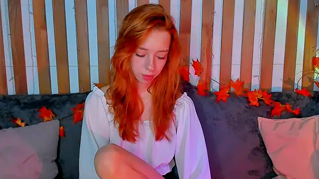 Lori Williams online show from November 2025 01:05:02 AM