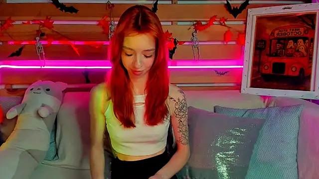 Lori Williams online show from October 2025 12:51:02 AM