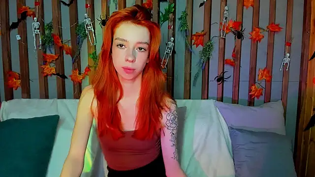 Lori Williams online show from November 2025 01:01:02 AM