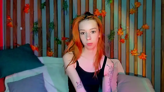 Lori Williams online show from December 2025 01:00:01 AM