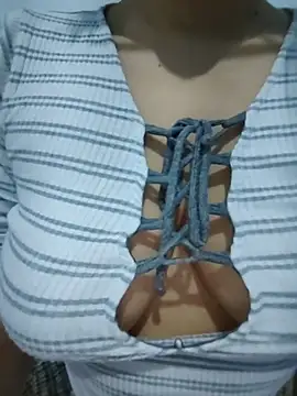 airamoon online show from November 2025 03:17:01 AM