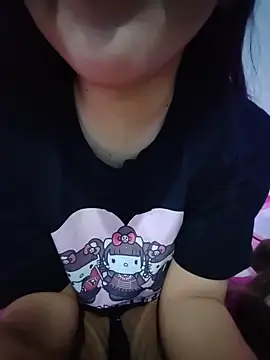 airamoon online show from November 2025 02:06:02 AM