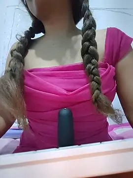 airamoon online show from November 2025 03:20:01 AM