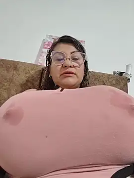 AlexxiaaMat online show from May 2026 11:05:02 AM