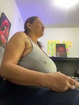 Snapshot of AlexxiaaMat chatting on October 2025 11:03:02 AM AlexxiaaMat online show from October 2025 11:03:02 AM