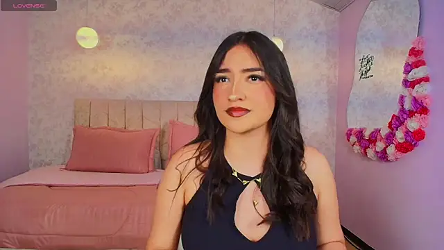 Snapshot of sweet_artemiis chatting on December 2025 09:01:02 PM sweet artemiis online show from December 2025 09:01:02 PM