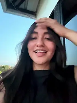 sweet artemiis online show from January 2026 11:08:01 PM